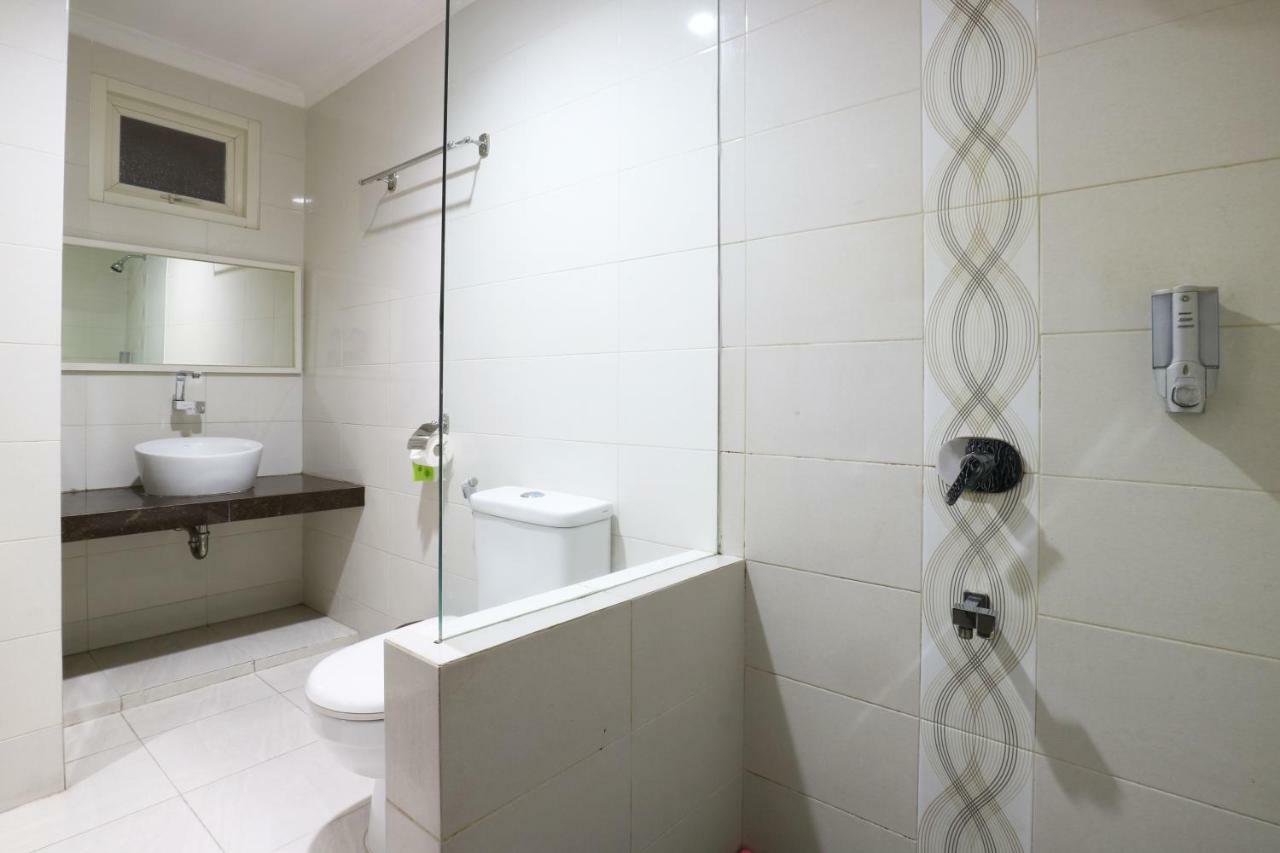 Chiaro Hotel Syariah Сідоарджо Екстер'єр фото